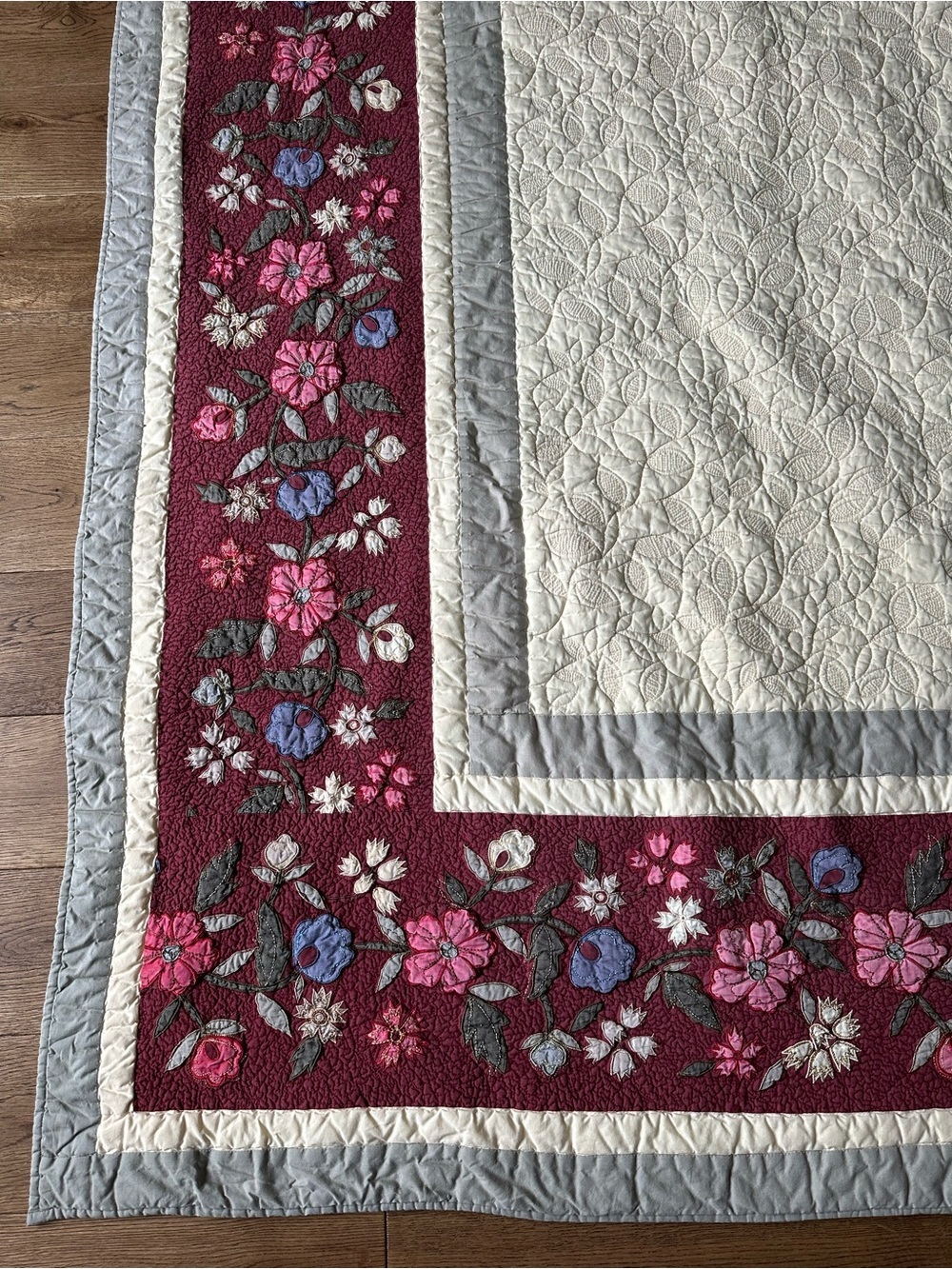 L.L.Bean Twin 100% Cotton Quilt Floral Embroidered - Picture 3 of 10